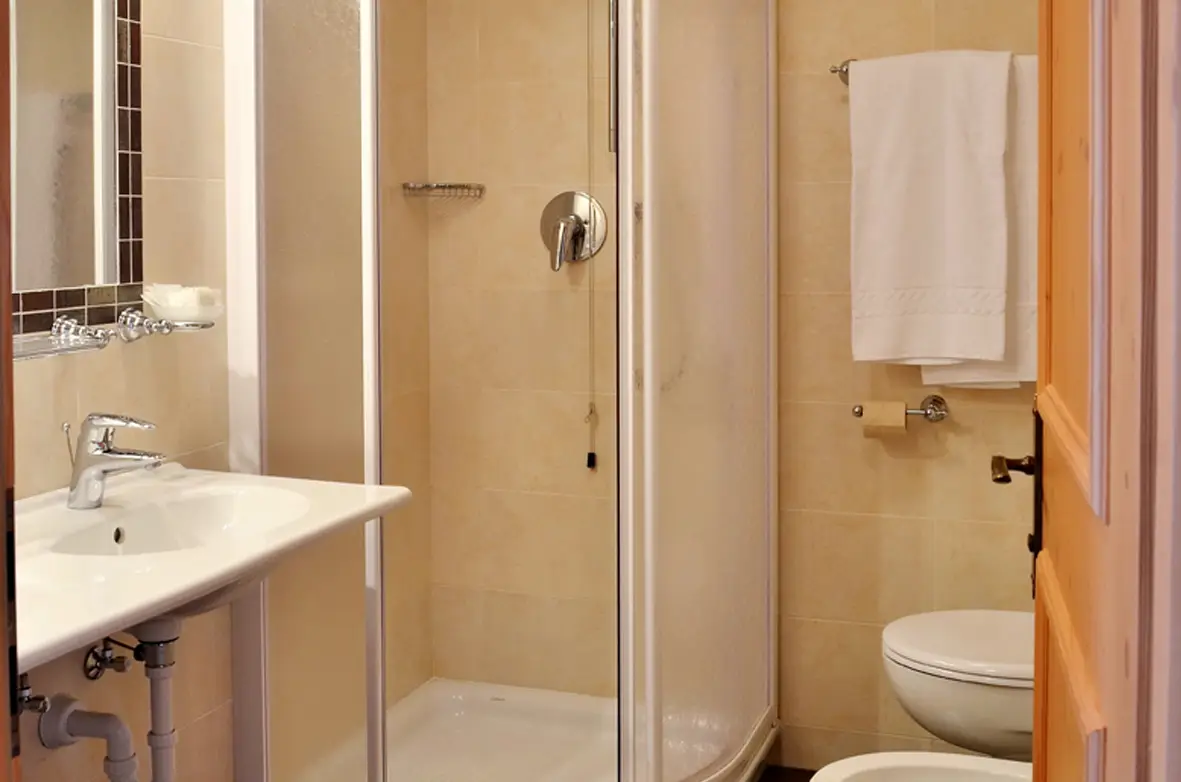 trilocale-superior-residence-taufer-bagno